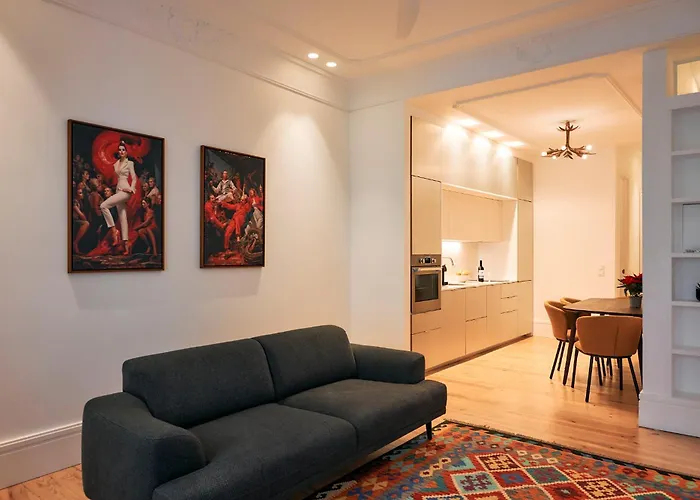 Les Deux Mariettes Maison Rose