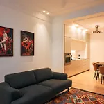 Les Deux Mariettes Maison Rose